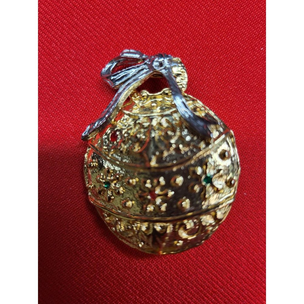 Christmas Pins Brooches Set of 4 Christmas Tree Angel Pearl Wreath Ornament - Picture 8 of 12